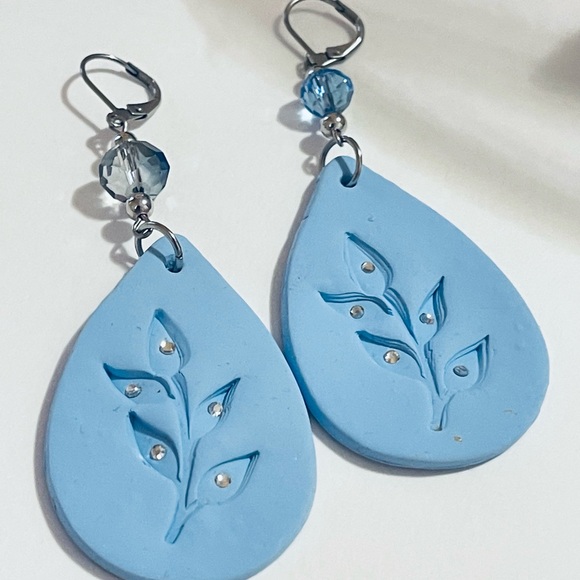 Light Blue Teardrop Leaf Dangle Earrings - Handmade Women Jewelry - Picture 2 of 5